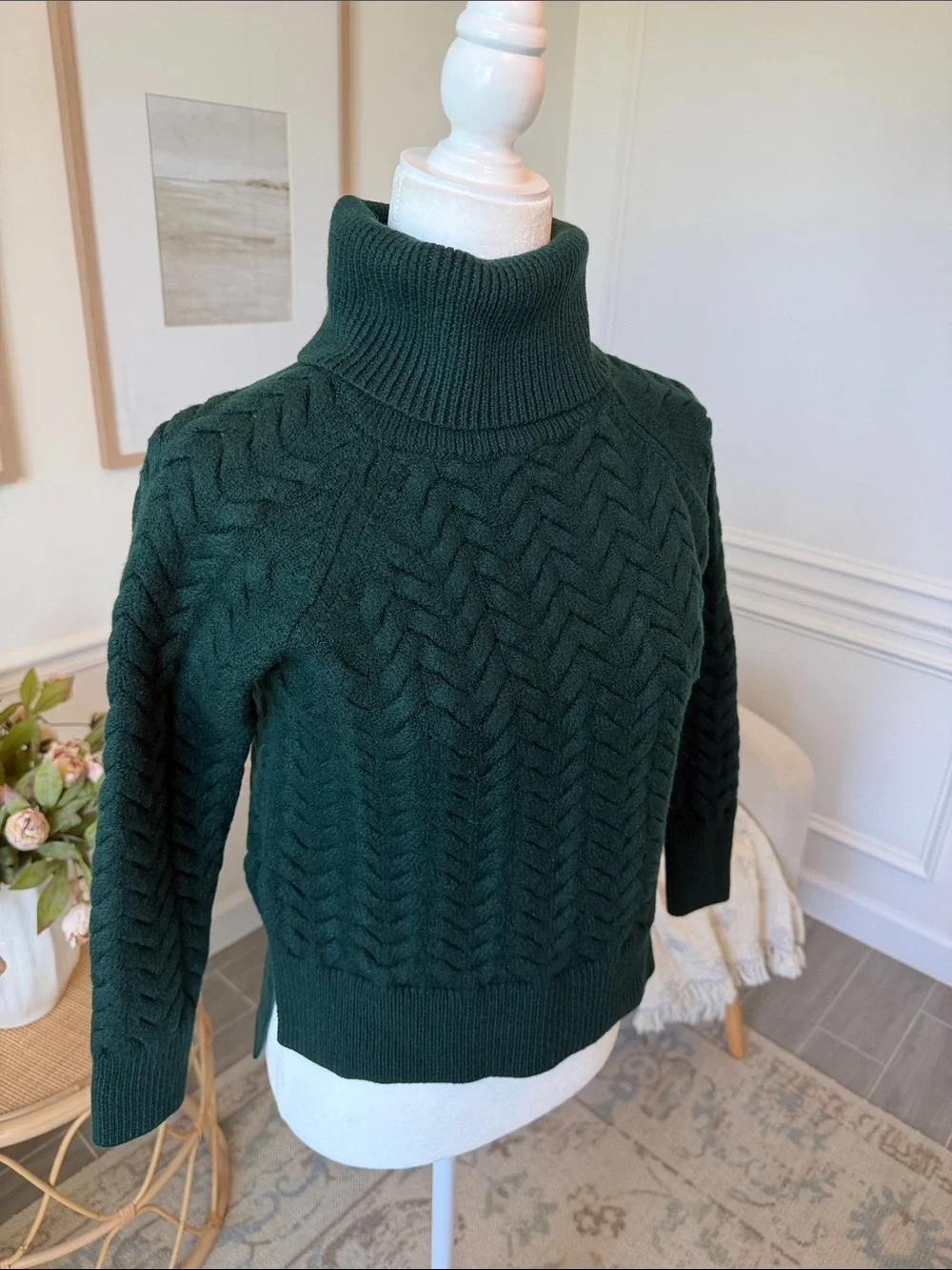 Aritzia Wilfred Free Lin Sweater 100% Wool Roll Neck Green XS